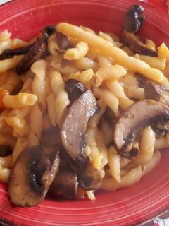 Foto di Busiate alla crema di zucca e funghi crema