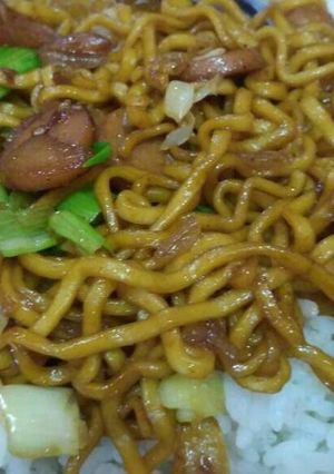 Foto resep Mie Goreng Sosis Jadul Super Kilat