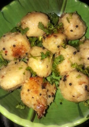 A picture of Leftover Rice Goli.
