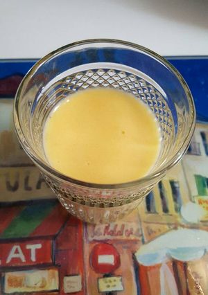 A picture of Ashlee's Citrus Creamy Drink.