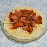 Espaguetis sin gluten con níscalos y atún fresco