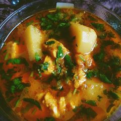 A picture of Aloo paneer curry.