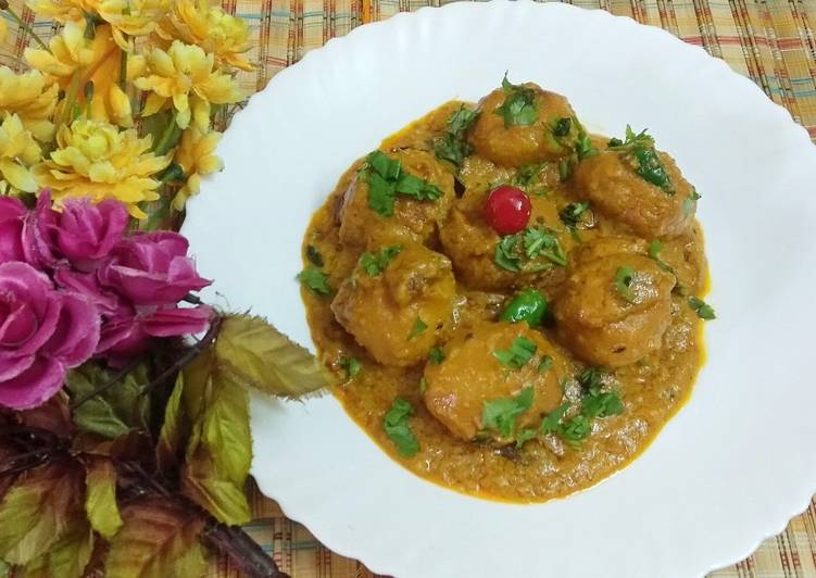 How to Make Favorite দম আলু(Dum aloo recipe in Bengali.)