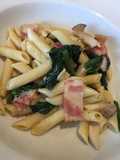 Penne con salsa blanca