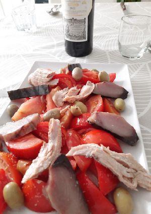 Una foto de 🥗 ensalada guay