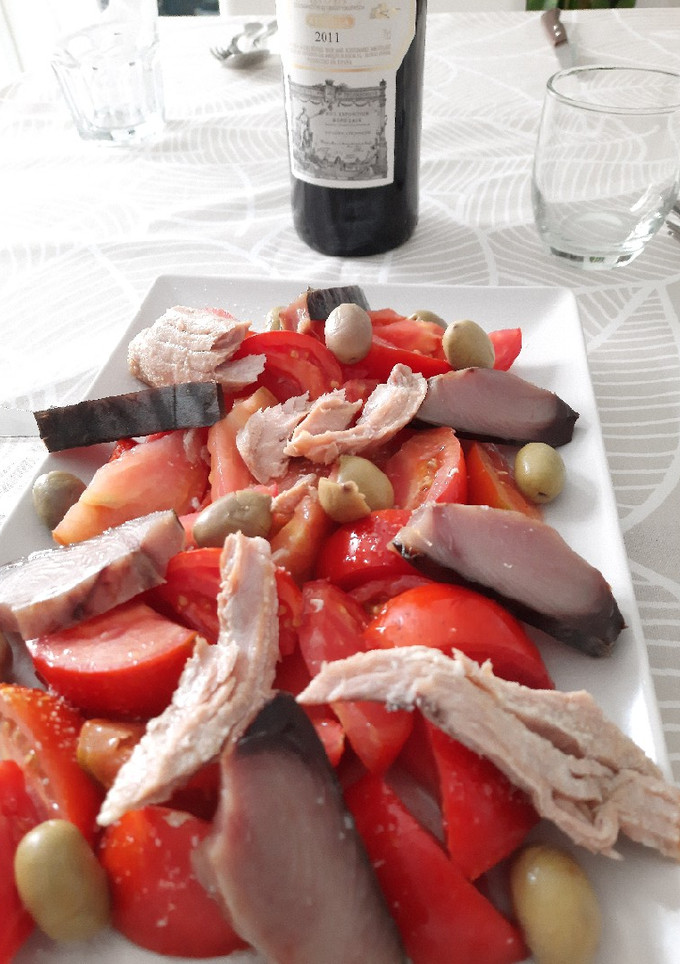 Una foto de 🥗 ensalada guay