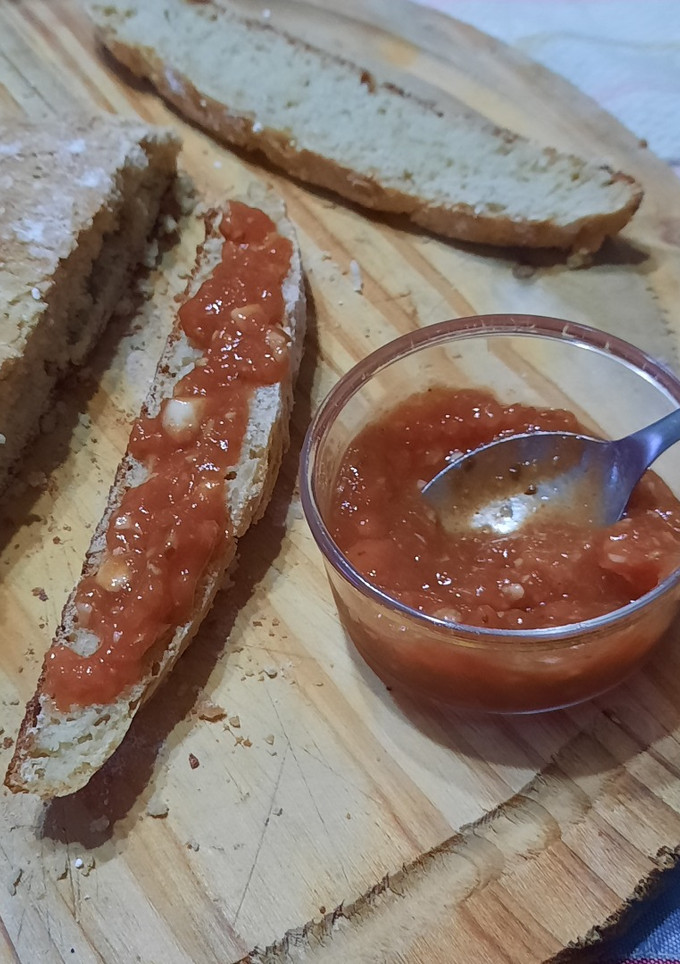 Una foto de Tomate mixeado para pan de campo