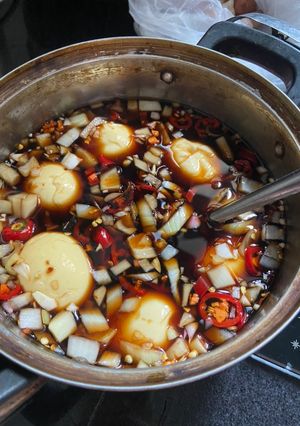 Hình của món Trứng ngâm tương.