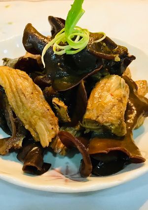 Hình của món Mộc nhĩ kho tiêu với tàu hủ ki.