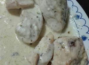 Una foto de Pollo al Roquefort