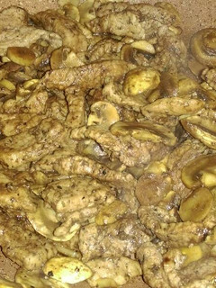 Una foto de Ternera salteada con champiñones al balsámico
