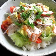 A picture of Smoked Salmon & Avocado Salad Sushi Rice Bowl.