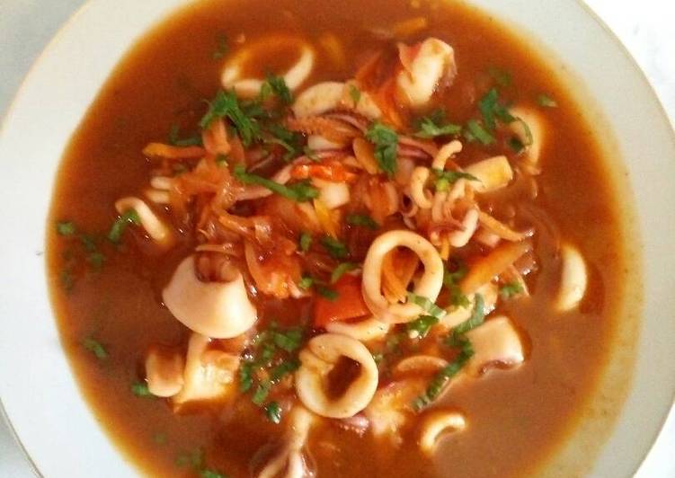 Resep Cumi asam pedas #bandung_recooknovaliarika oleh Leni Denyra - Cookpad