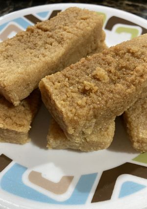 A picture of Milk Cake.