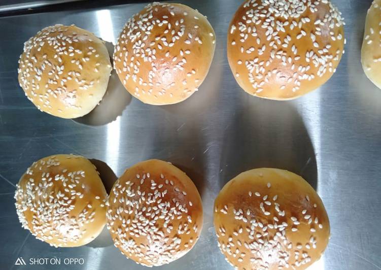 Cara Gampang Menyiapkan Sweet Roll Burger Anti Gagal