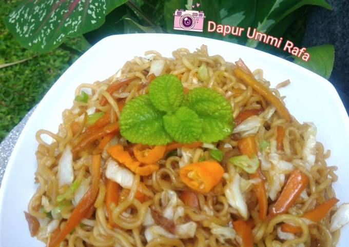 Mie Goreng Pedas Simple Bumbu Iris