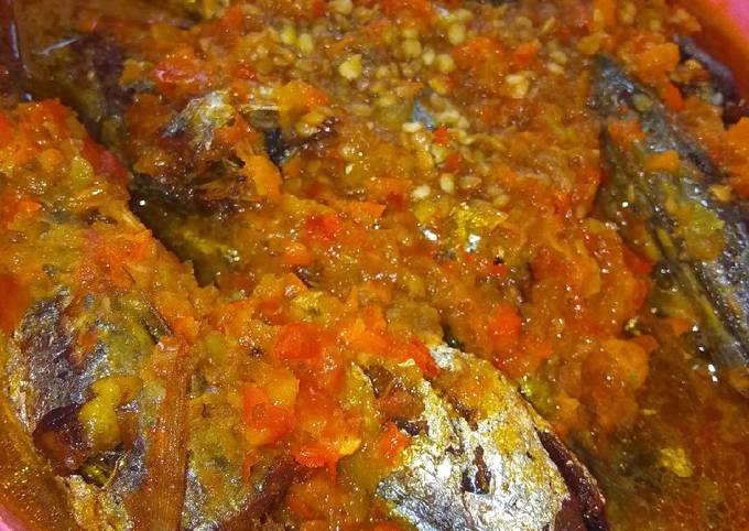 Resep Ikan Tumis Lombok Sederhana Oleh Fatimah Cookpad