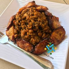 A picture of Beans pottage and fried plantains.