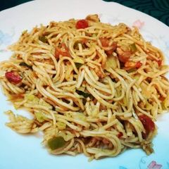 A picture of Chinese Noodles.