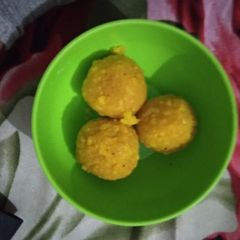 A picture of Motichoor laddoo.
