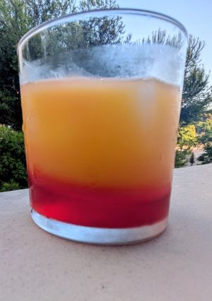 Foto principal de CAMPARI CON ZUMO DE NARANJA (no apto para tristes)