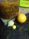 Agua y manto con naranja en mermelada