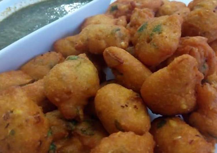 Easiest Way to Prepare Any-night-of-the-week Piyaz ke pakore