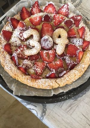 Foto di Crostata con crema e fragole