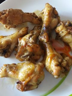 Фото Запеченные куриные крылышки.