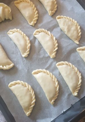 Una foto de Empanadas de espinaca♡