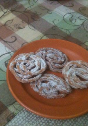A picture of Sakkara Madugu or Sugar Muruku!.