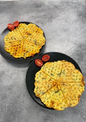 Medvehagymás füstölt sonkás gofri recept fotója
