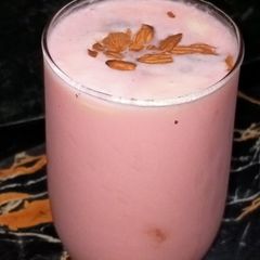A picture of Rose milk.