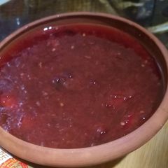 A picture of Fresh Aloo bukharay ki chutney.