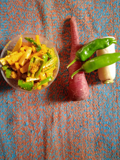 મુળા ગાજર મરચા રાયતા (Mooli Gajar Marcha Raita Recipe In Gujarati) રેસીપી મુખ્ય ફોટો