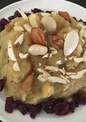 A picture of Moong Dal ka halwa.