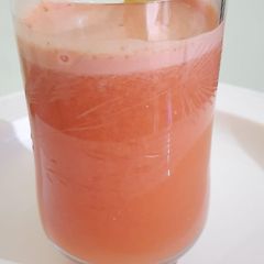 A picture of Carrot orange juice.