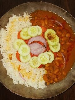 मसाला राजमा चावल (Masala rajma chawal recipe in hindi) रेसिपी मुख्य फोटो