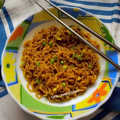 Instant Noodles A picture of Instant Noodles.