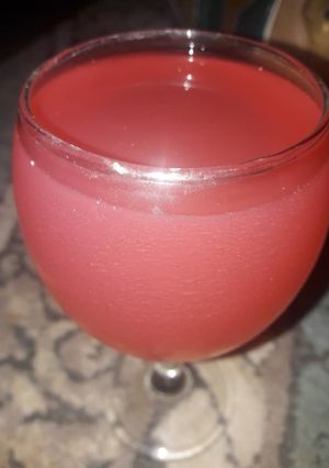A picture of Watermelon juice.