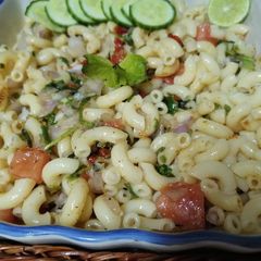 A picture of Macaroni chaat.