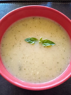 Una foto de Crema de zapallo italiano sin crema