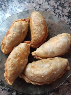 Una foto de Empanadas de carne fritas