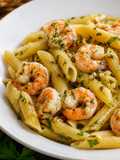 Pasta con Gambas al Ajillo
