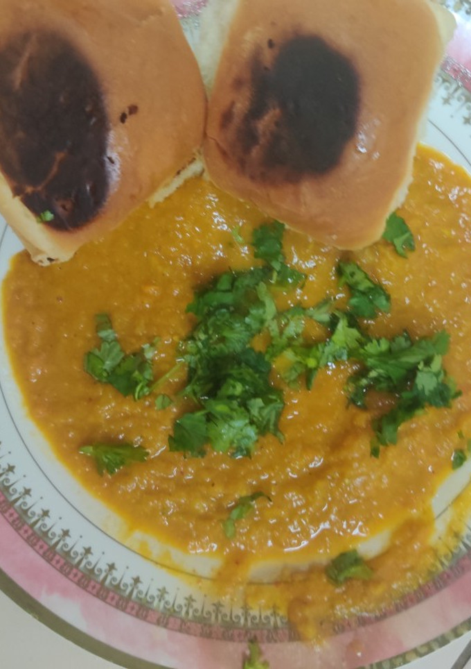 સ્ટ્રીટ સ્ટાઈલ પાઉં ભાજી રેસીપી મુખ્ય ફોટો