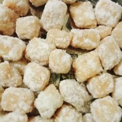 A picture of Crispy shakarpara.
