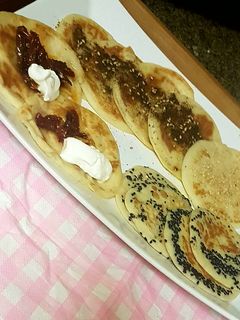صورة لوصفة خبز سريع ولذيذ ومناسب لكل شي😍