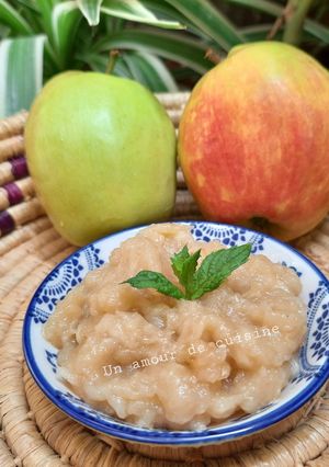 Une photo de Compote de pommes allégée 🍏