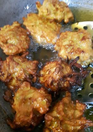 लौकी पकोड़ा (Lauki Pakora recipe in hindi) रेसिपी मुख्य फोटो