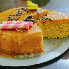 A picture of Lemon Glaze Lemon Cake.
